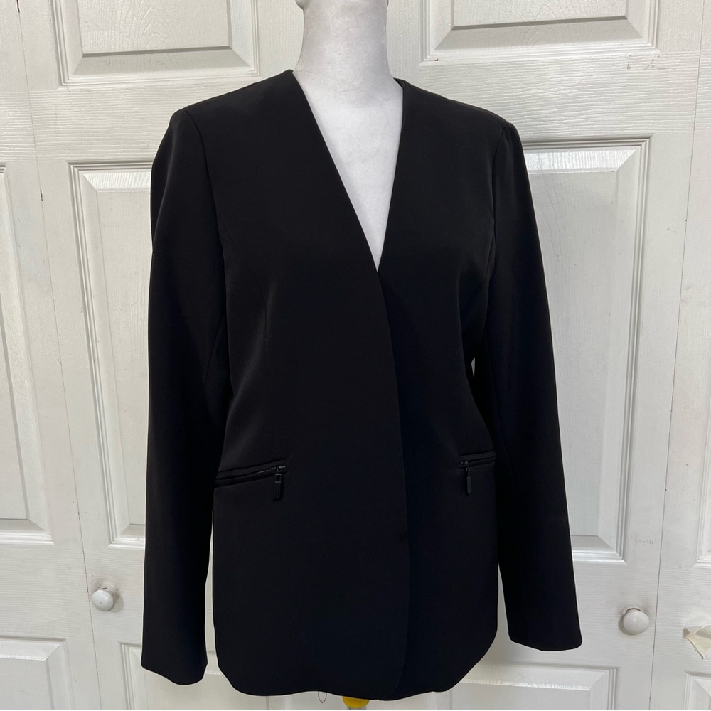 Vince Camuto Classic Black Blazer Size 6